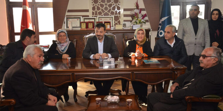 Patnos Belediye Başkanı Kılıç ve Geçer, görevlerine iade edildi