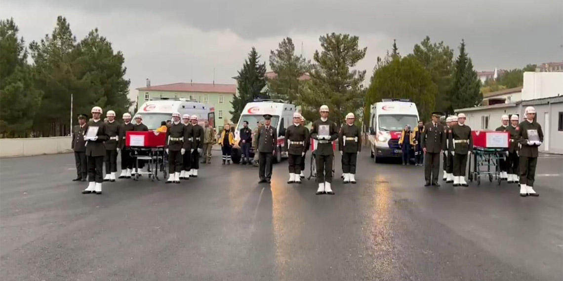 Pençe-Kilit şehitleri memleketlerine uğurlandı