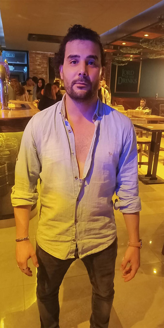 Restoranda denetime giden polis ve gazeteciye saldırı