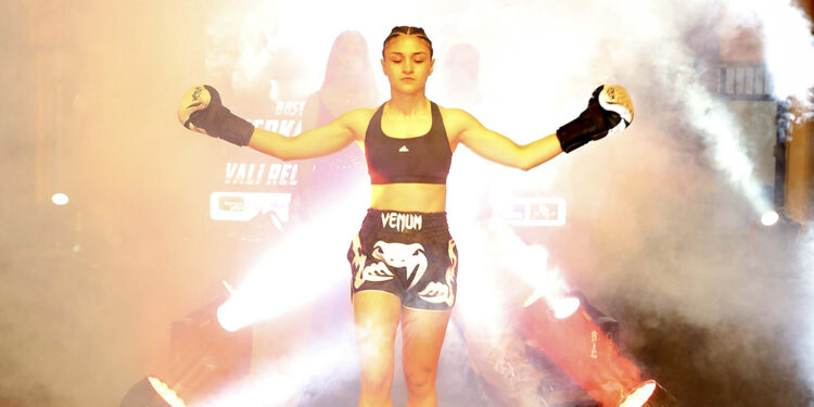 Selvinaz Cura milli formaya kavuştu