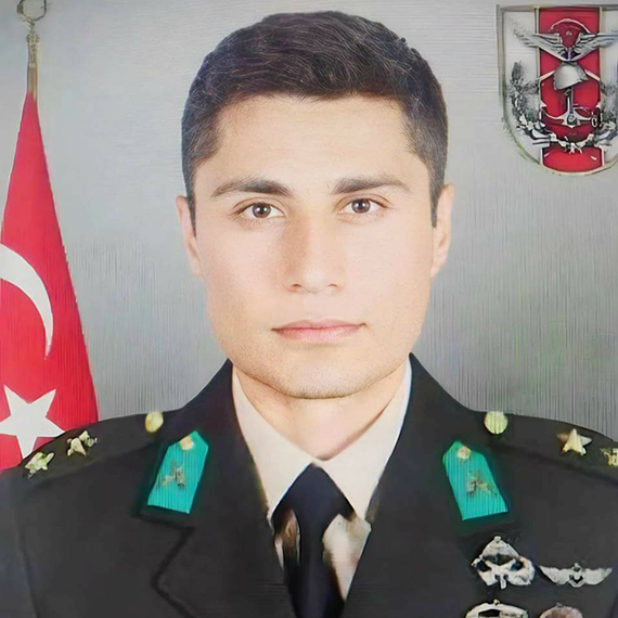 Piyade Üsteğmen Abdullah Köse'nin acı haberi baba ocağına ulaştı