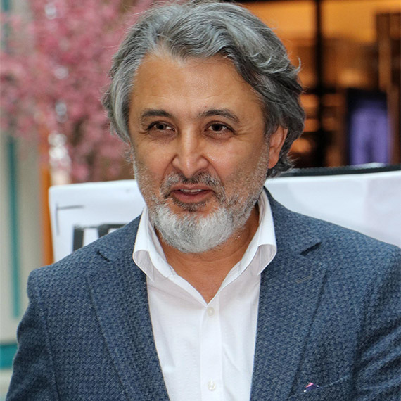 Dağların zirvelerindeki buzullar hızla eriyor