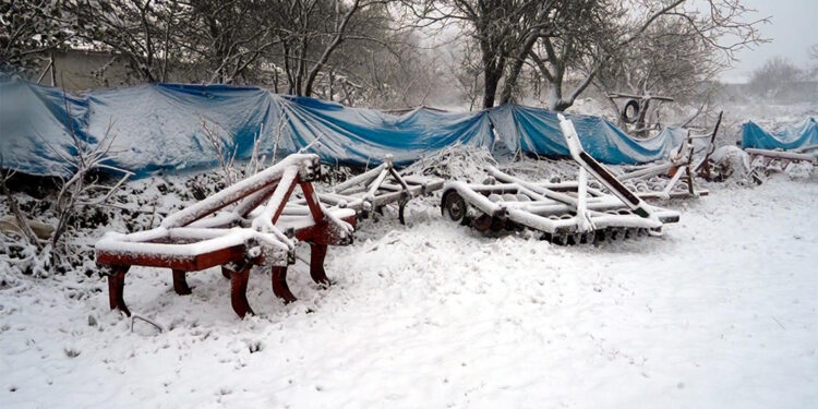 Trakya'nın yüksek kesimlerine kar yağdı