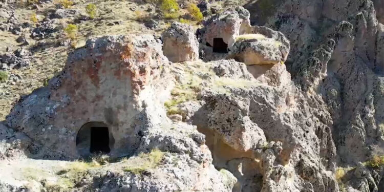 Tunceli'deki ‘Gelin Odaları’ turizme kazandırılacak