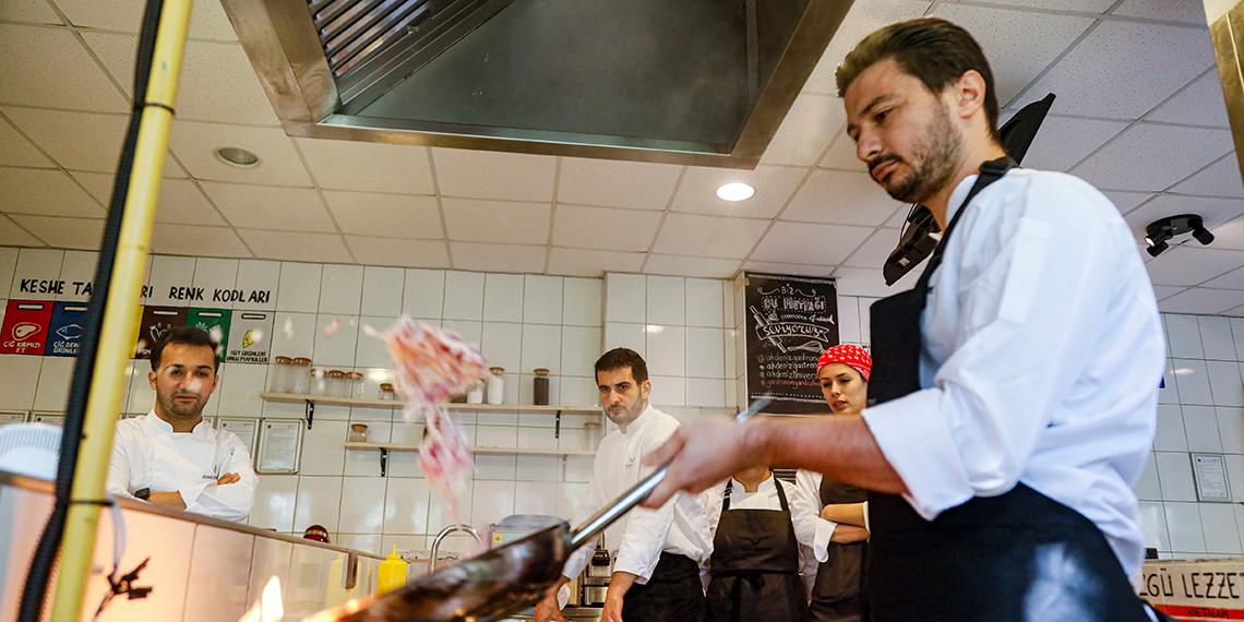 Turizm sektöründeki iş gücü kaybında, gözler Türkiye'ye çevrildi