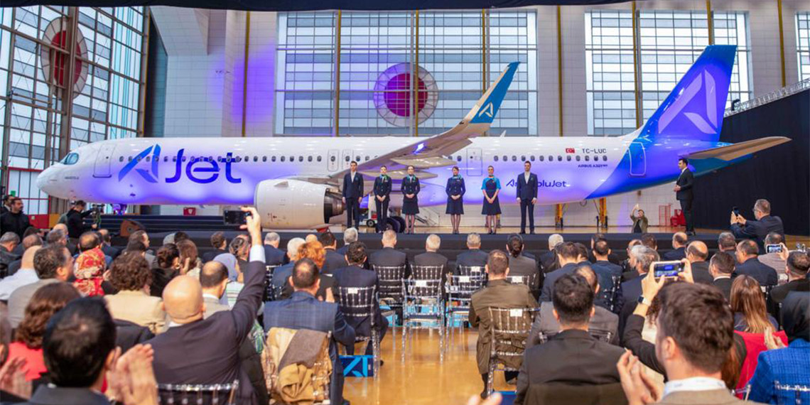 Türk Hava Yolları'nın yüzde 100 iştiraki AJET 2024'te uçuşlara başlıyor.