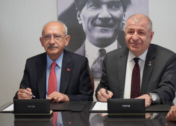 Ümit Özdağ Kemal Kılıçdaroğlu ile imzaladığı protokolü yayımladı