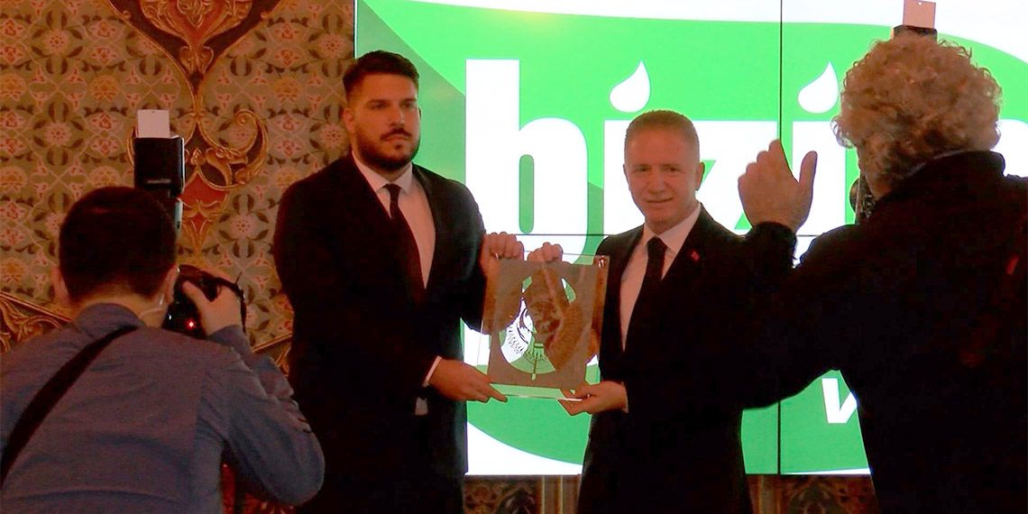 İklim Liderleri Ödül töreninde konuşan İstanbul Valisi Gül, "İklim değişikliği konuşulurken herkes bir başkasından fedakarlık bekliyor" dedi.