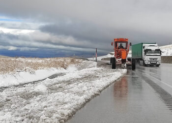 Van'da 142 yerleşim yerine ulaşım sağlanamıyor