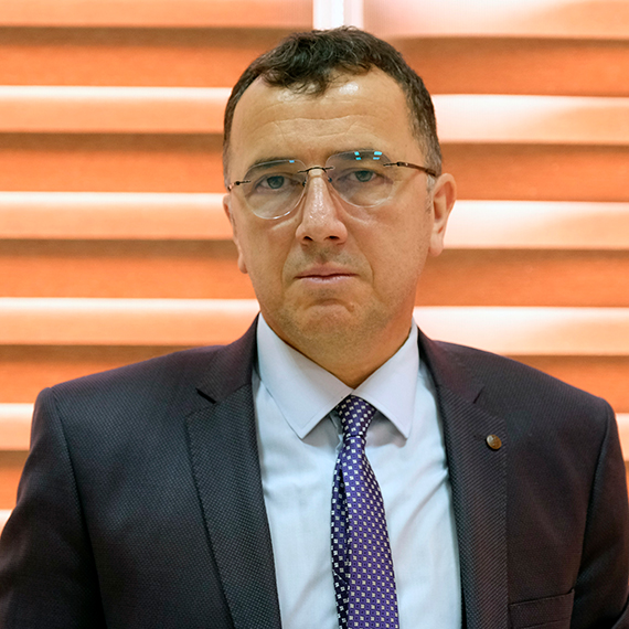 Necmettin Erbakan Üniversitesi akademisyenleri tarafından yapılan ailelerin eğitime bakış açılarının araştırıldığı, Türkiye genelinde farklı öğrenim kademelerinden 3 bin 11 veli ile yapılan çalışmada çarpıcı sonuçlar ortaya çıktı.