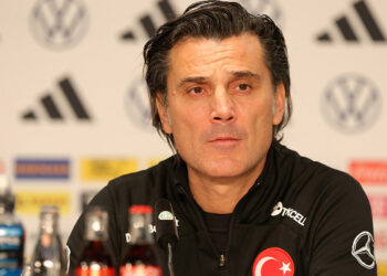 Montella'nın ağabeyi rahatsızlandı, A Milli Takım'ın uçağı Münih'e indi