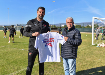Volkan Demirel Uluslararası Mersin Maratonu'nda koşacak