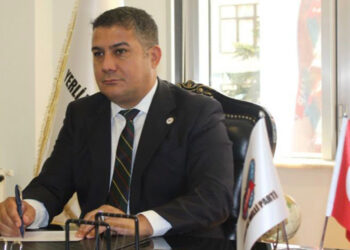 Suriyeliler ülkelerine gönderilmeli