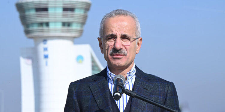 11 ayda hava yolu ile seyahat sayısı 199 milyonu geçti