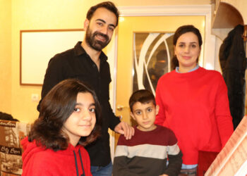 12 yaşındaki ödüllü piyanist Cemre Jinda Kesici