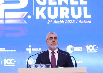 13,4 milyon vatandaşımız İŞKUR aracılığıyla işe yerleşti