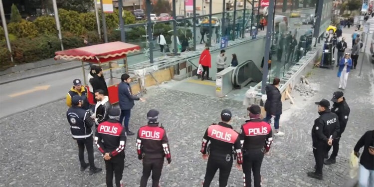 Kalkan-5 operasyonu: 1510 düzensiz göçmen yakalandı