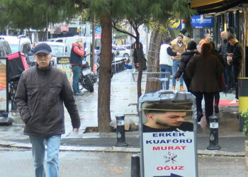 5.1 büyüklüğündeki deprem İstanbul'da da hissedildi