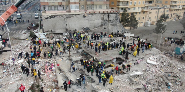 77 kişinin öldüğü Serin Apartmanı soruşturması tamamlandı