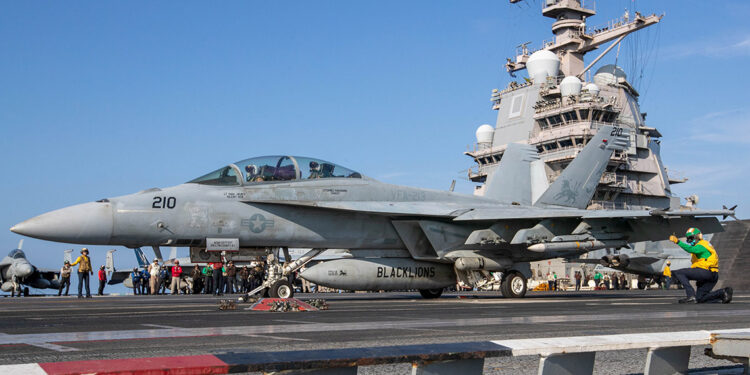 ABD'ye ait F-16 uçağı, Güney Kore’de düştü