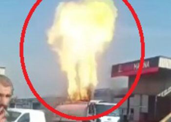 Akaryakıt yüklü tankerde patlama kamerada