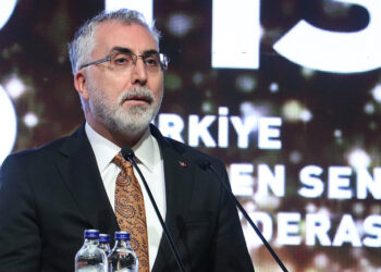 Asgari ücret görüşmelerini uzlaşma arayışıyla yürüteceğiz