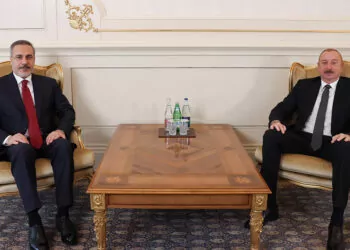 Bakan fidan azerbaycan cumhurbaşkanı ile bir araya geldi