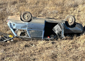Burdur'da 3 otomobil çarpıştı; 1 ölü, 5 yaralı