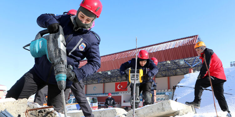 CEKUT'un melekleri eğitimde