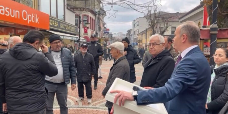 CHP Bartın İl Başkanı Cem Akyol'a 'terör' tepkisi