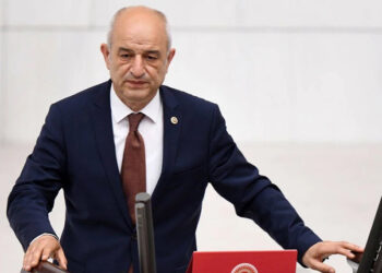 CHP'li Ali Fazıl Kasap, Saadet Partisi'ne geçti