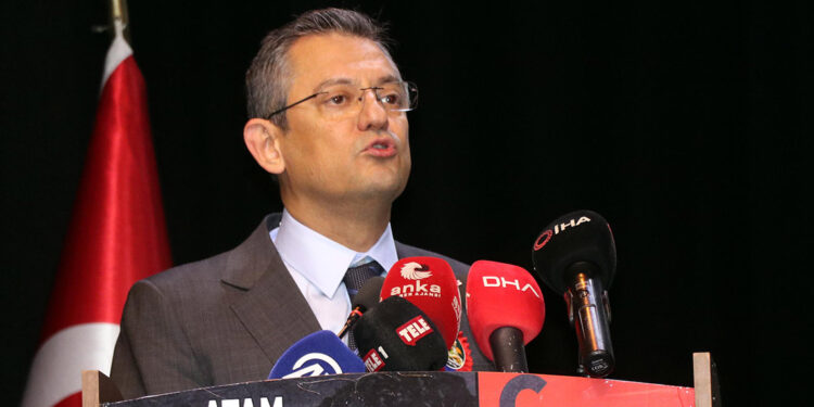 Cesaretin varsa birlikte bizimle birlikte Filistin'de olursun