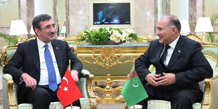 Cevdet Yılmaz Türkmenistan’da