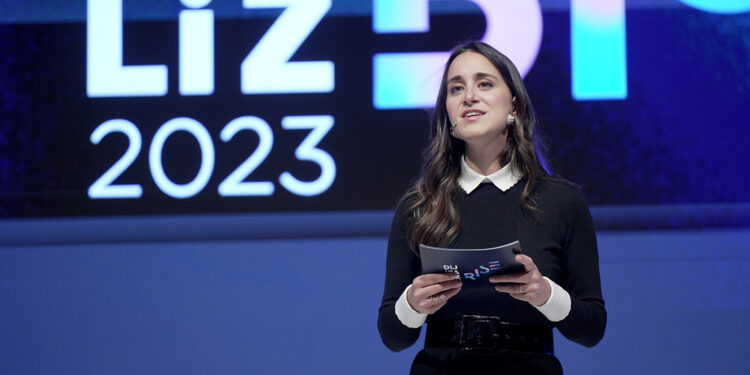 Dijitaliz 2023'te 12 kategoride ödüller sahibini buldu 