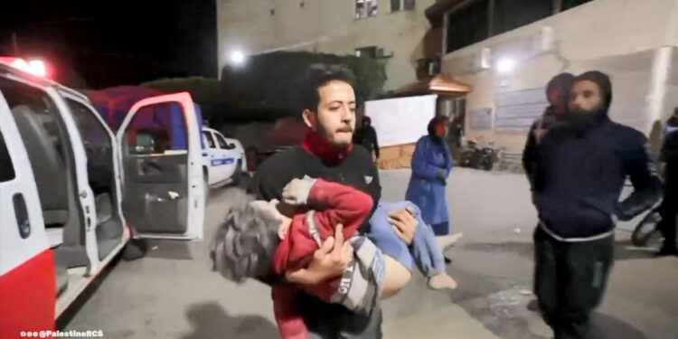 Dün gece Gazze'ye düzenlenen saldırı kamerada