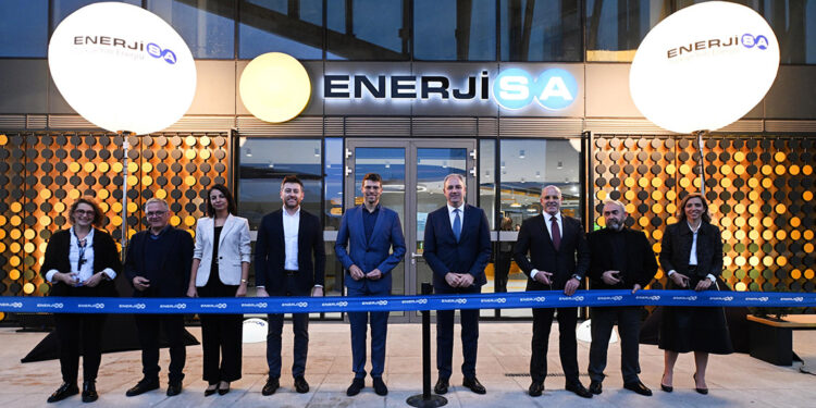Enerjisa Enerji, ilk Müşteri Hizmetleri Merkezi’ni açtı