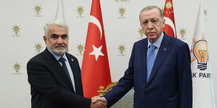 Erdoğan HÜDA PAR Genel Başkanı Yapıcıoğlu ile görüştü