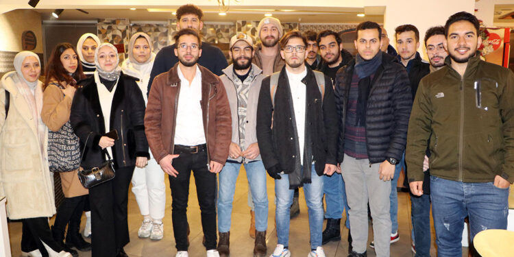 Erzurum'daki Gazzeli öğrenciler, ailelerinden haber alamıyor