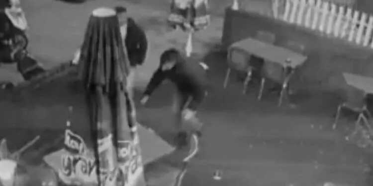 Eyüpsultan'da restorana saldırı kamerada: 5 yaralı