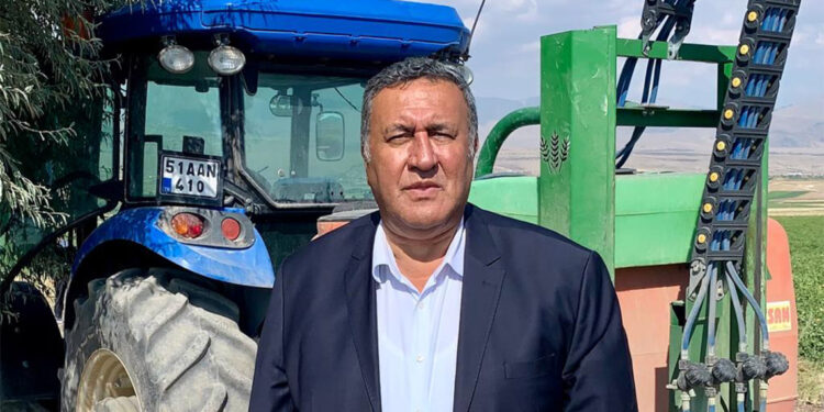 Üreten ve tüketene zor bir yıl geçti, 2024 bereketli geçsin