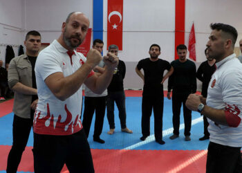 Gaziantep'te icra memurları kungfu öğreniyor