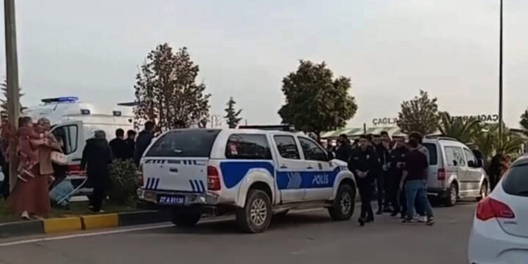 Hafif ticari aracın çarptığı Çiğdem, ağır yaralandı