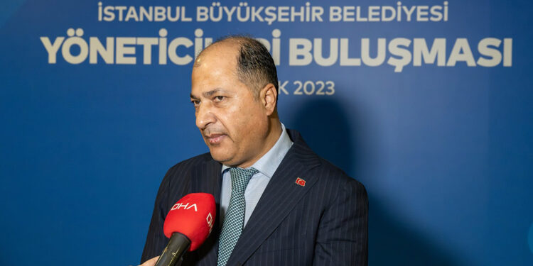 Hasan Karaman, Kadıköy için CHP'den aday adayı oldu