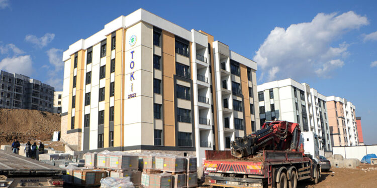 Hatay'da deprem konutlarının teslimi için geri sayım başladı