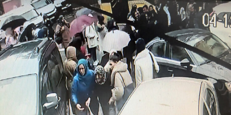 İETT otobüsünde biber gazı sıktı; yolcular fenalaştı