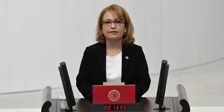 İyi̇ partili yanıkömeroğlu, partisinden istifa etti