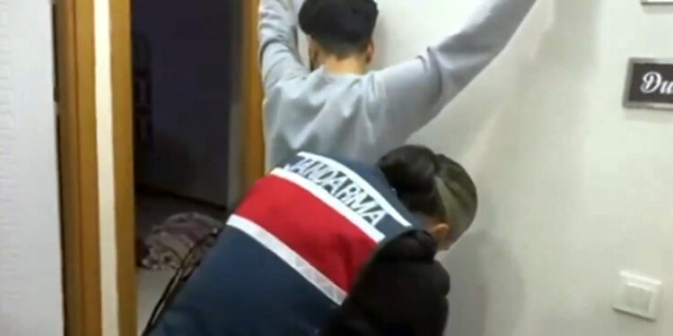 'İskoçlar Çetesi' çökertildi, 38 şüpheli yakalandı