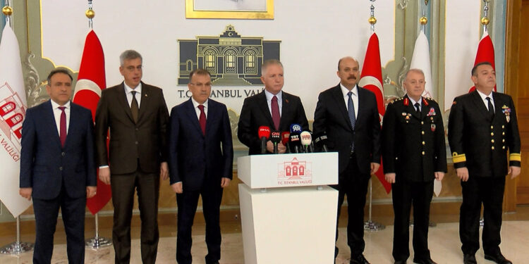 İstanbul Valisi Gül yılbaşı tedbirlerini açıkladı