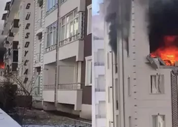 Kars'ta 5 katlı binada patlama: 6 yaralı