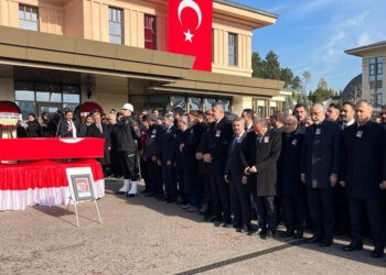 Koruma polisi şehit Musa Erdem için Külliye'de tören